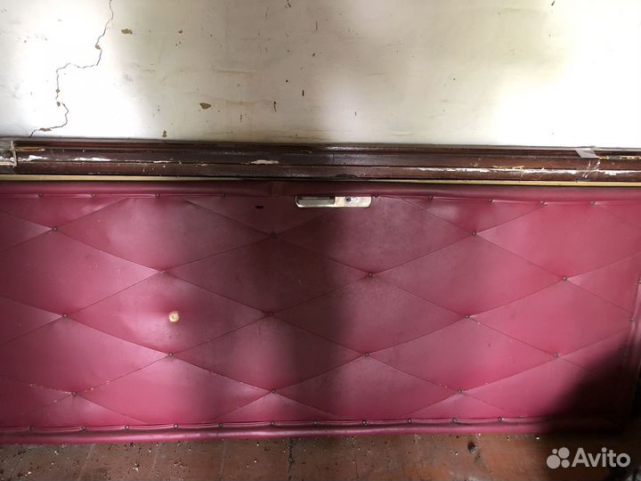 Дверь деревянная