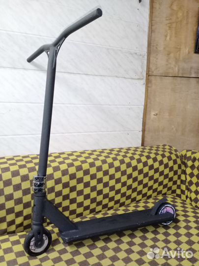 Трюковой самокат