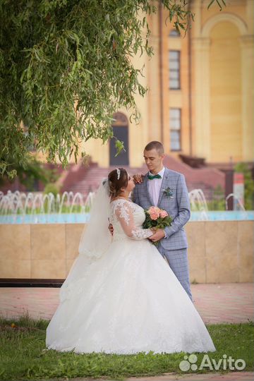 Свадебные платья