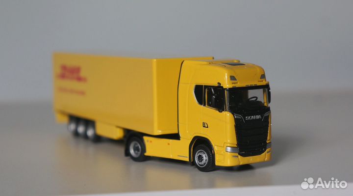 Тягач Scania Next Gen S фура DHL Tekno