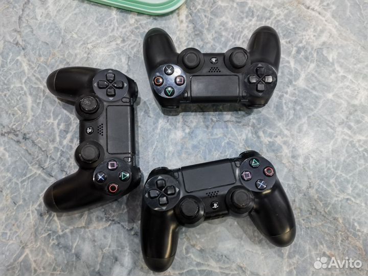 Игровая приставка ps4