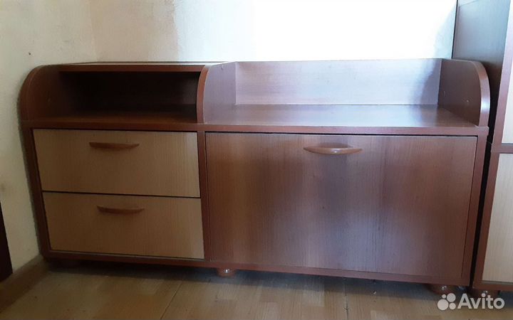 Тумба для обуви в прихожую с сиденьем