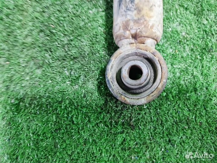 Стойка амортизатора задняя volkswagen Caddy 3 2013