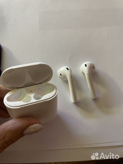 Беспроводные наушники apple airpods