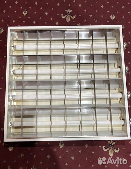 Светильник потолочный