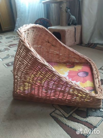 Корзина плетёная для животных