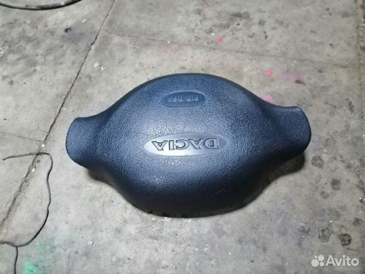 Подушка безопасности в руль Renault Logan