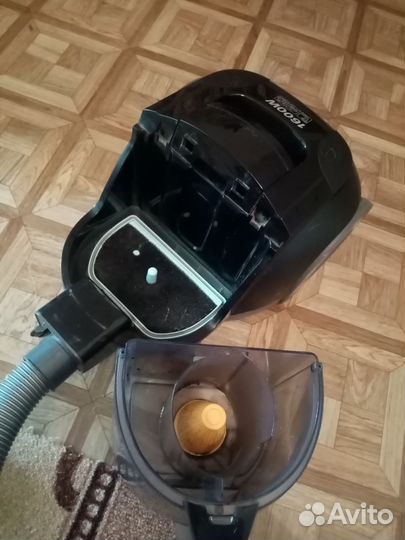Продам Пылесос LG