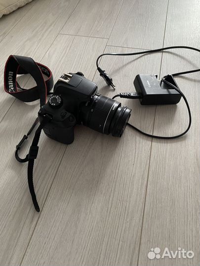 Зеркальный фотоаппарат canon 4000d