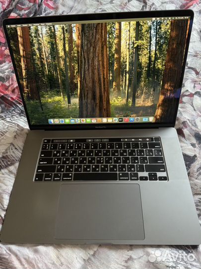 Apple MacBook Pro 16