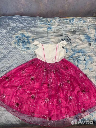 Нарядное платье для девочки