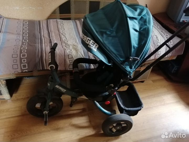 Детский велосипед с родительской ручкой