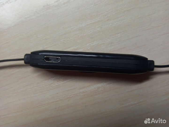 Беспроводные наушники