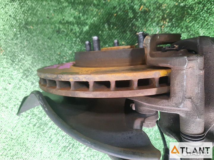 Ступица передняя правая toyota progres