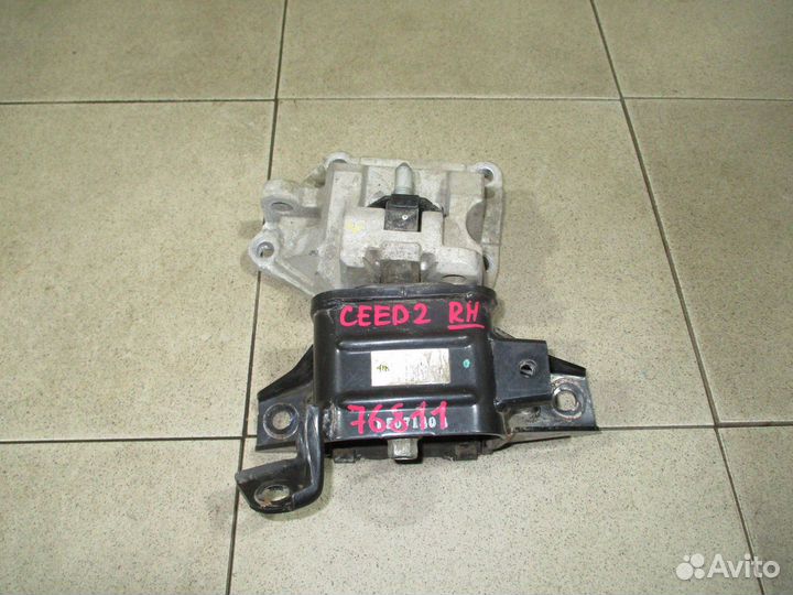 Опора кпп левая Kia Ceed II (JD) 2012-2018