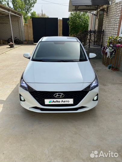 Hyundai Solaris 1.6 AT, 2020, 130 000 км