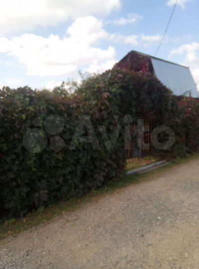 Дом 27 м² на участке 4,7 сот.