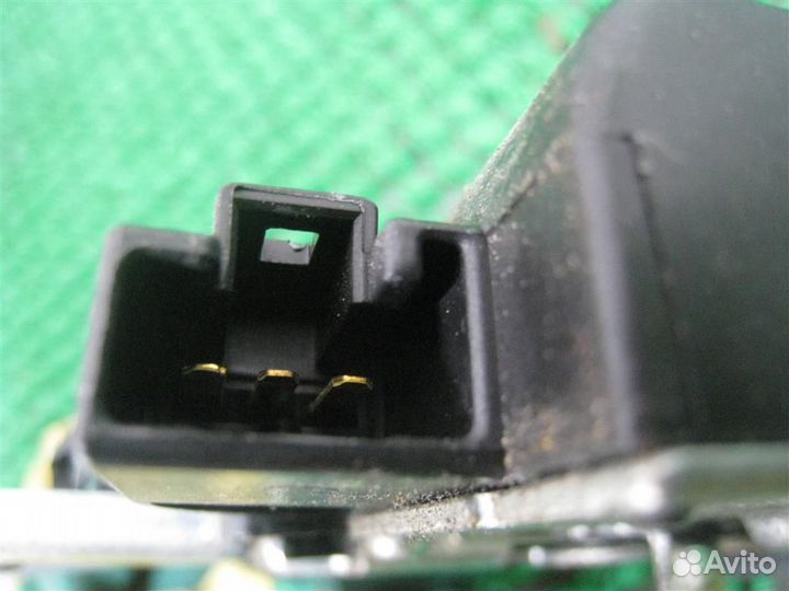 Замок крышки багажника Subaru Legacy/ Outback BM