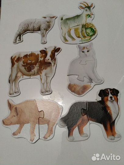 Детская книга с пазлами