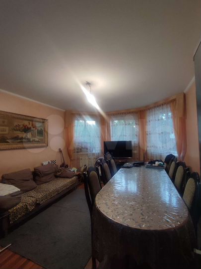 Дом 270 м² на участке 9 сот.