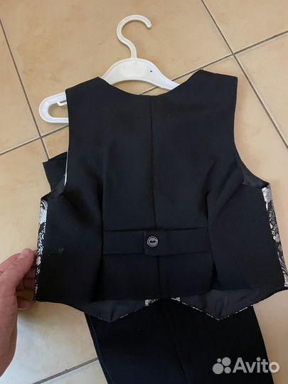 Костюм праздничный для мальчика 92-98 р