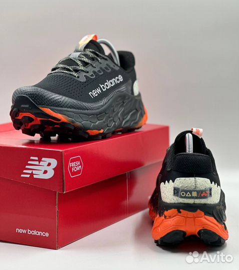 New Balance Fresh Foam More Trail V3 Black Cayenne