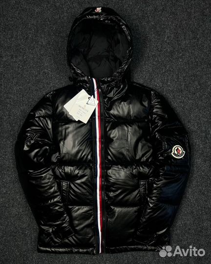 Зимние куртки Moncler