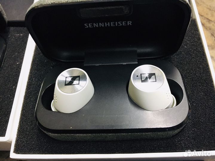 Наушники Sennheiser momentum true wireless 2