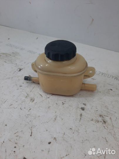 Бачок гур Chevrolet Lacetti F16D3 2011