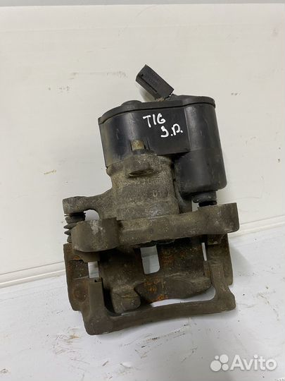 Задний правый суппорт VW Tiguan Audi Q3 электро