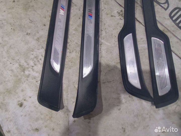 Накладки на порог м BMW E90 седан