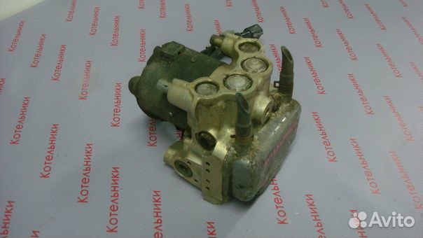 Nissan Primera Р11 47600-3J300 Блок ABS