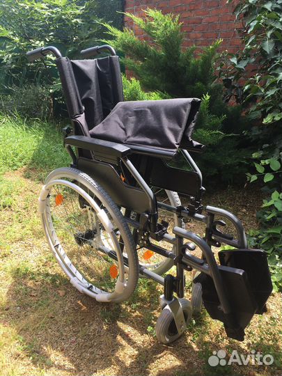 Инвалидная коляска складная аренделюкс