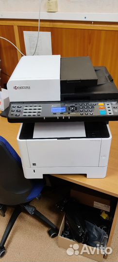 Продам мфу Kyocera m2735dn