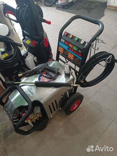 Профессиональная мойка высокого давления