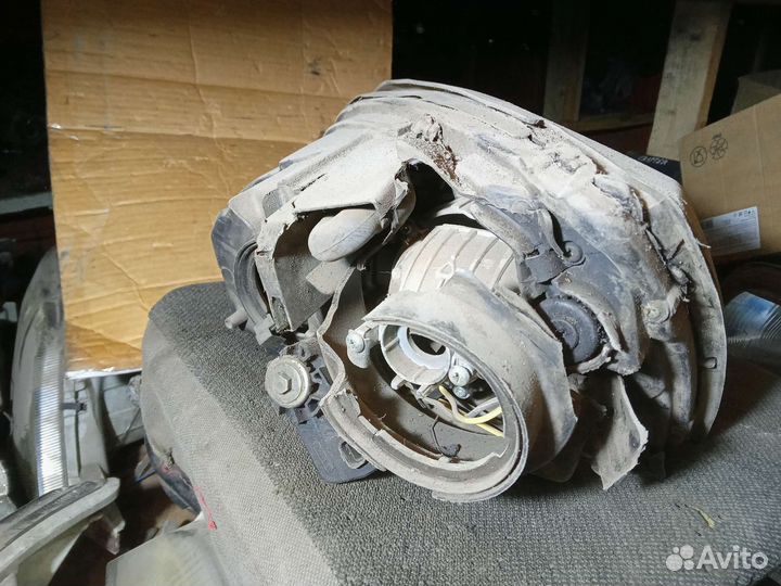 Фара на kia sorento 2