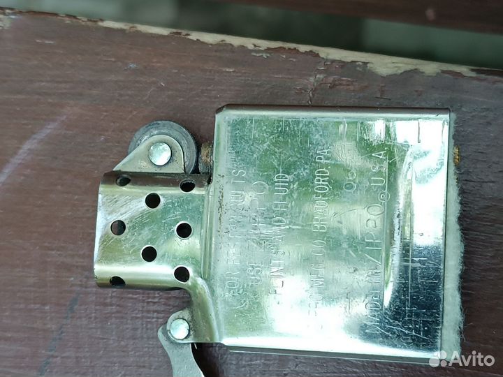 Зажигалка zippo