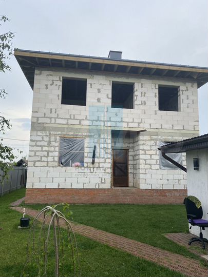 Дом 173,2 м² на участке 6 сот.