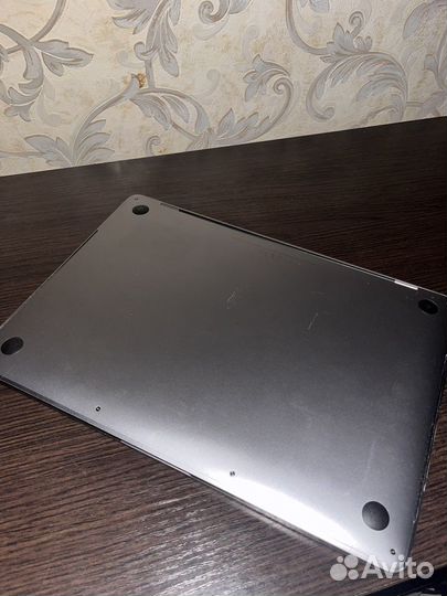 Apple MacBook Pro 13 2019