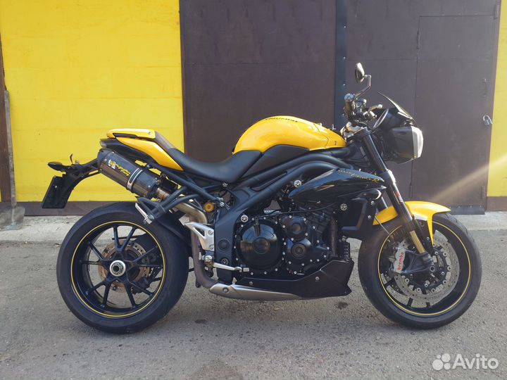 Triumph Speed Triple 1050 94R
