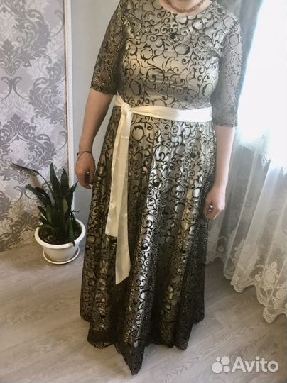 Вечернее платье