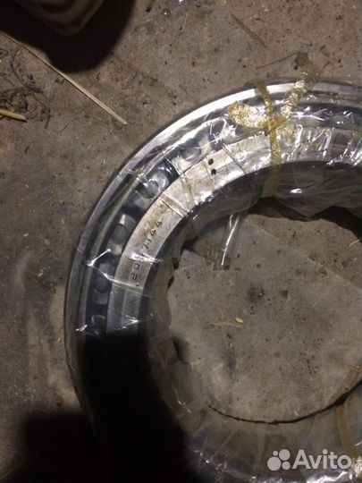 Новый подшипник 2007144