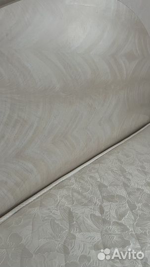 Кровать и матрас