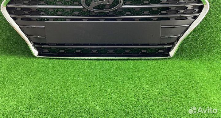 Решетка радиатора Хендай Солярис 2