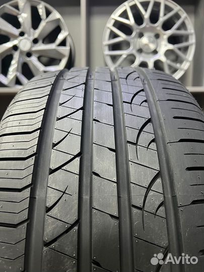 Fortune FSR702 245/35 R19 93Y