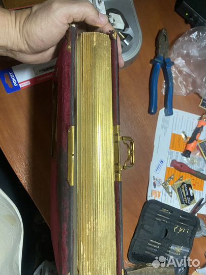 Старинный фотоальбом