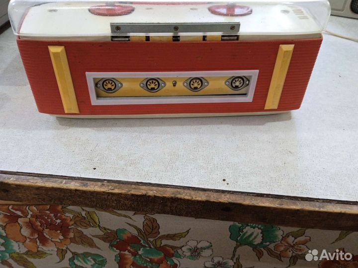 Магнитофон Романтик М64