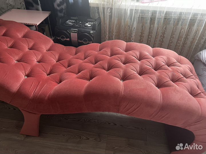 Кушетка для наращивания ресниц