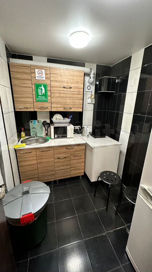 Комната 17 м², 1/4 эт.