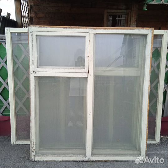 Деревянные оконные рамы б/у